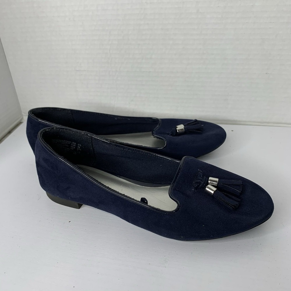 Fioni Navy Blue Faux Suede Tassel Loafers Size 6.5